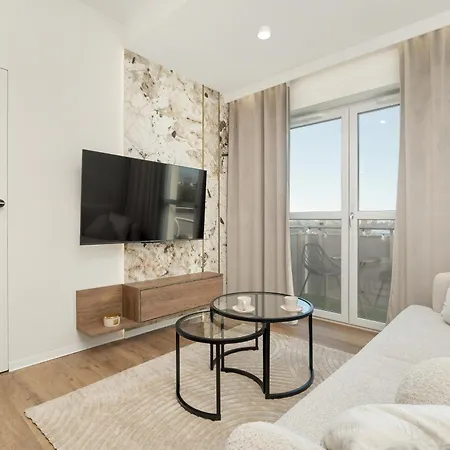 아파트 Jasny Apartament Przy Rzece W Rzeszowie Z Parkingiem, Klimatyzacja I Balkonem By Renters *