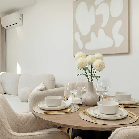 Jasny Apartament Przy Rzece W Rzeszowie Z Parkingiem, Klimatyzacja I Balkonem By Renters
