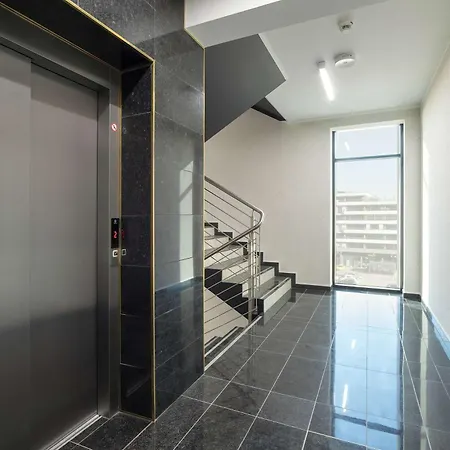 Jasny Apartament Przy Rzece W Rzeszowie Z Parkingiem, Klimatyzacja I Balkonem By Renters * 제수프