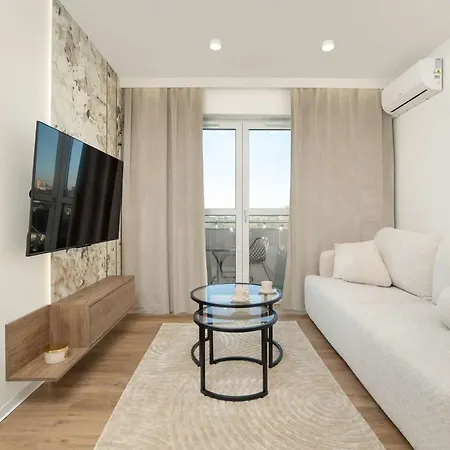 Διαμέρισμα Jasny Apartament Przy Rzece W Rzeszowie Z Parkingiem, Klimatyzacja I Balkonem By Renters
